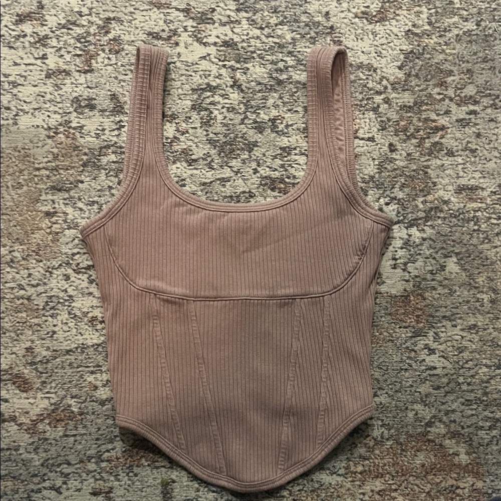 PINK BY VS Crop